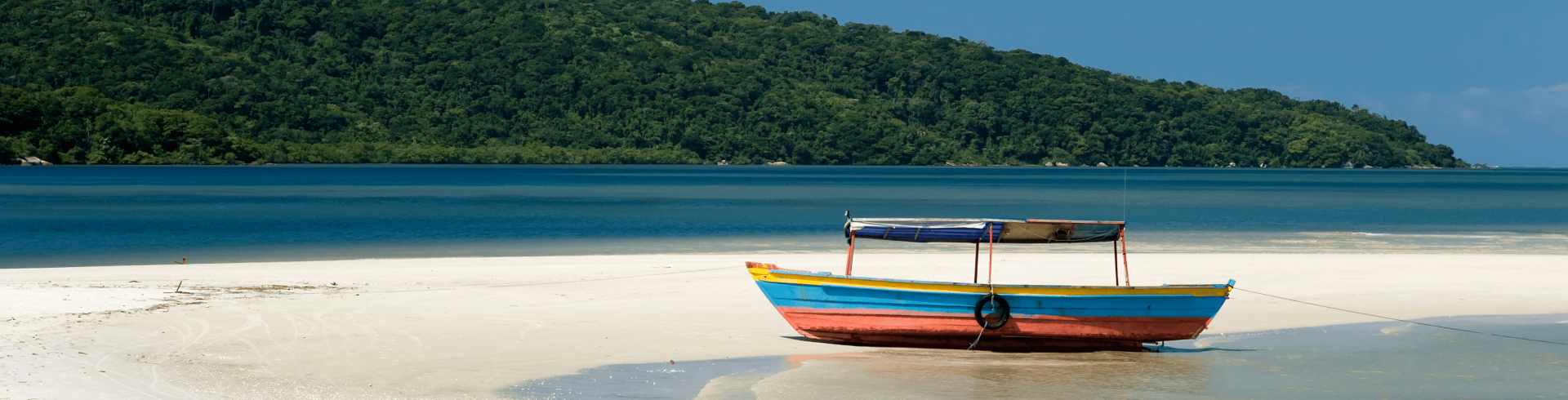 Curitiba com Trem pela Serra do Mar e Ilha do Mel 